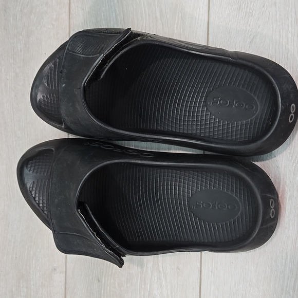 Oofos Mens Hook & Loop Black Slide Sandals Shoes Sz 13 - Picture 5 of 13
